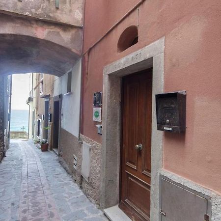 La Linea D'Acqua Apartment Manarola Bagian luar foto