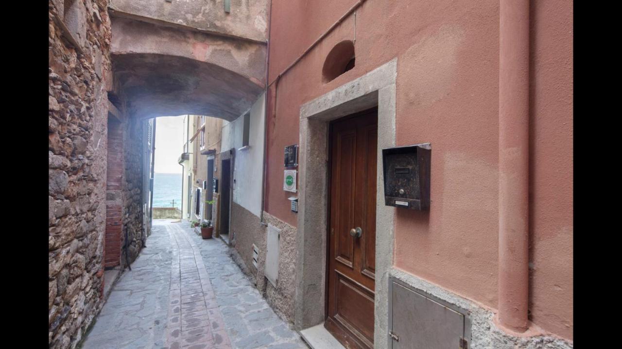 La Linea D'Acqua Apartment Manarola Bagian luar foto